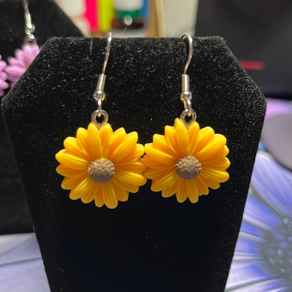Daisy Flower Drop‎ Earrings Yellow